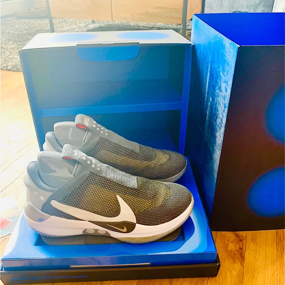 NIKE ADAPT BB with EARL Technology (DARK GREY)